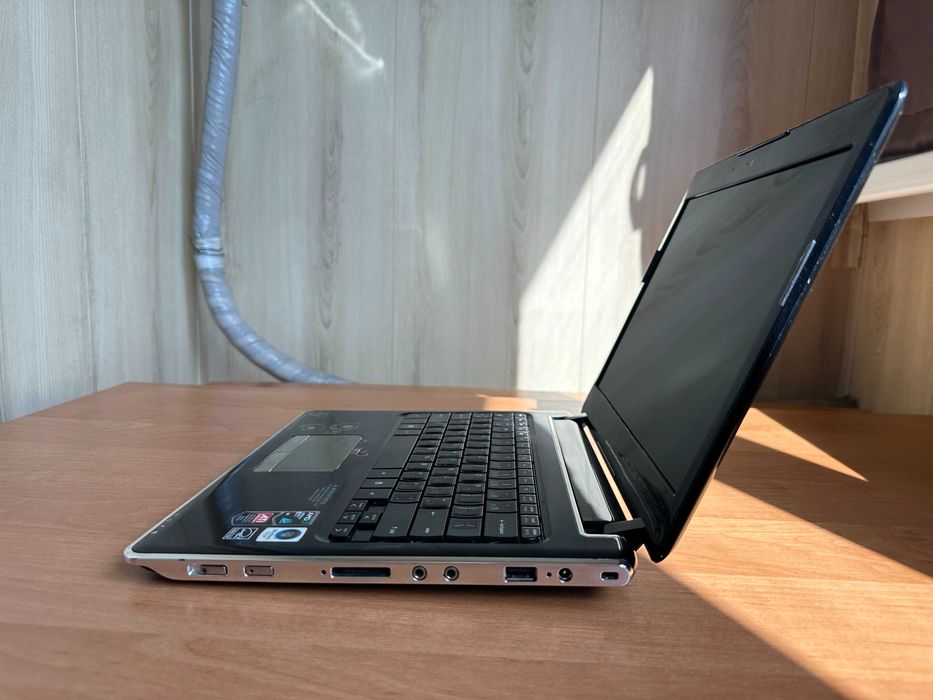 HP pavilion dv2 netbook