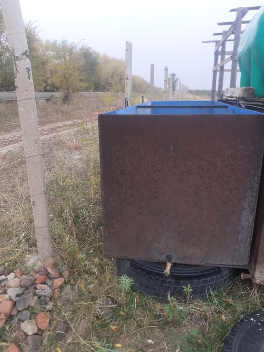 Продам 3 кубовые под воду