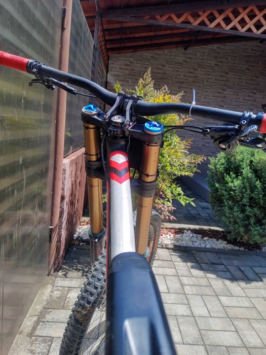Bicicletă downhil saracen
