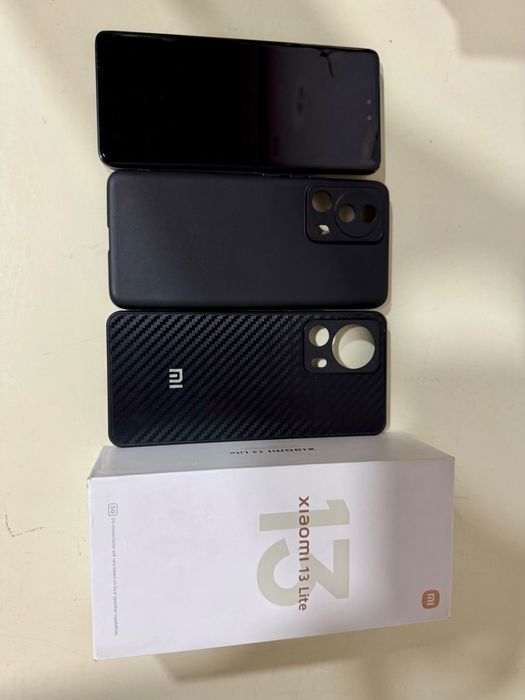 XIAOMi 13lite 8+8 ram  256GB