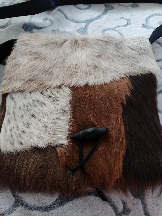 Ръчно изработена чанта от козя кожа