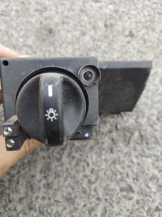 Продам запчасти Мерседес 210