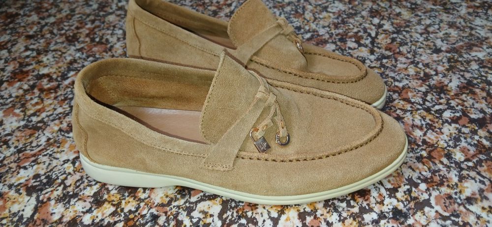 Продам обувь летнию...