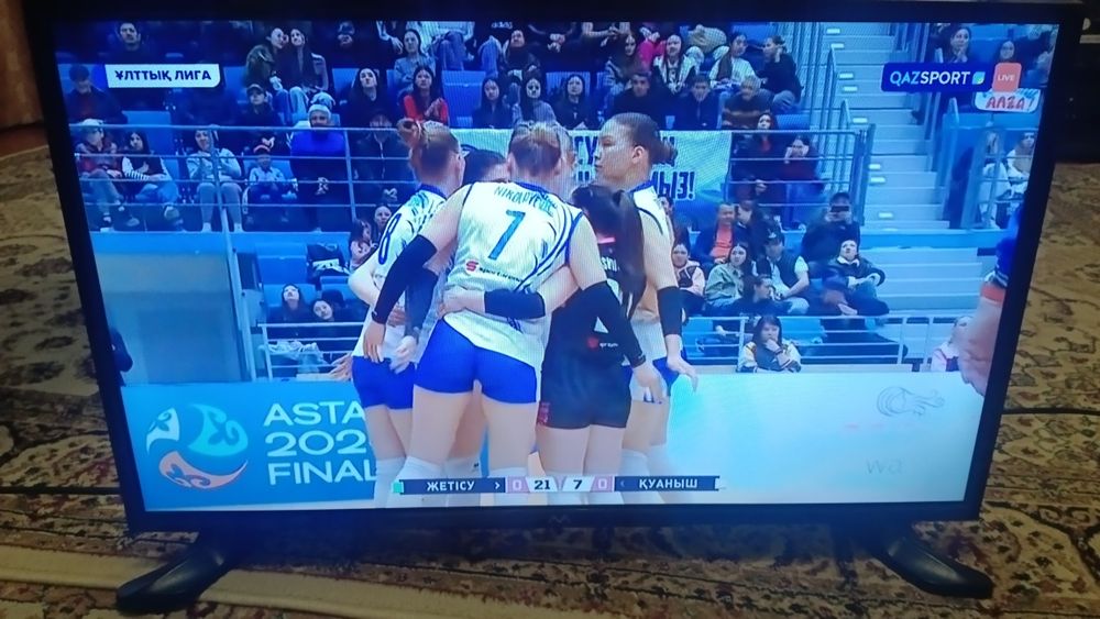 Продам телевизор