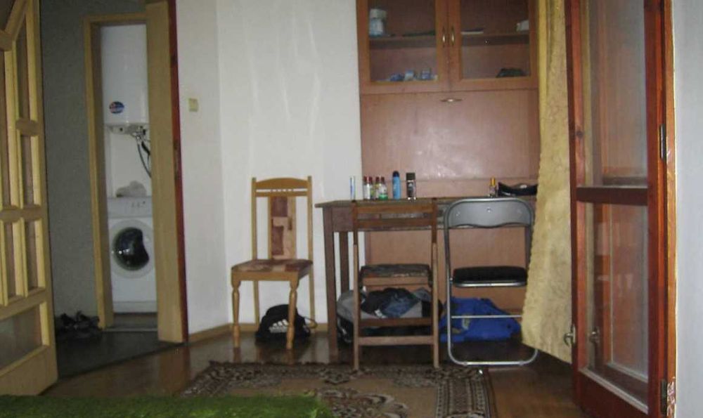 Дава се под наем Едностаен апартамент в Бургас, Възраждане - 35 кв.м за 66.3 € - Снимка #2