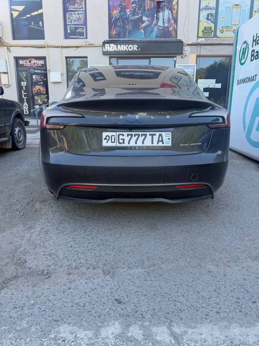 tesla model 3 2024 rest