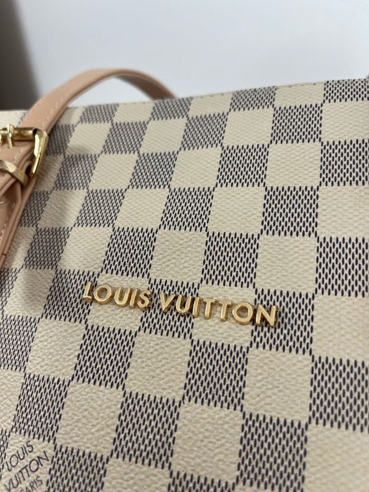 Geantă Louis Vuitton