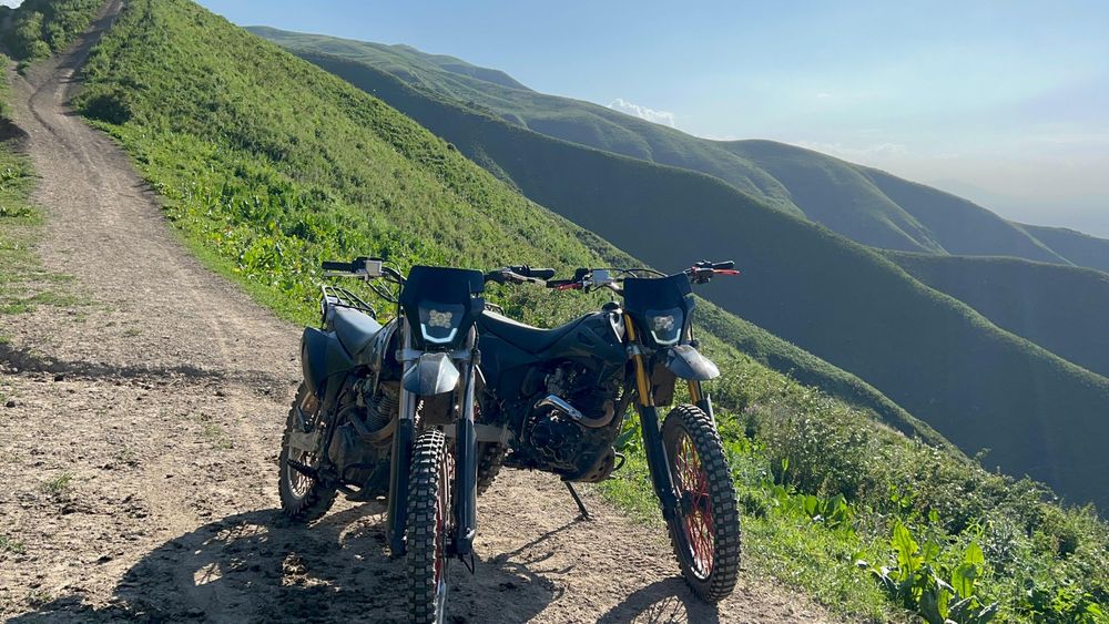 Продам эндуро 250куб