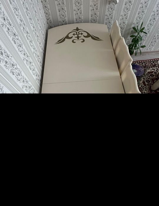 Продам стол со стульями