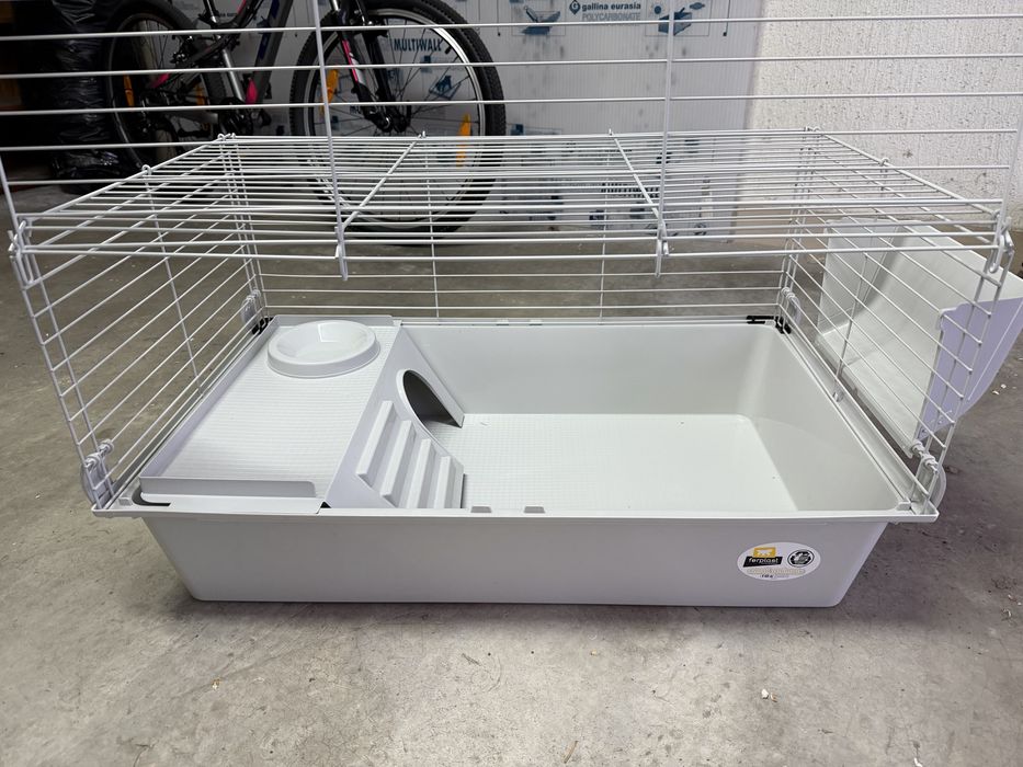 Клетка за малък домашен любимец