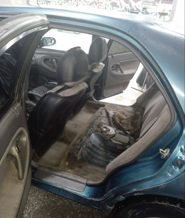 Продам Мазду кронос 92 года выпуска.