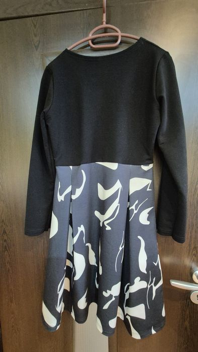 Елегантна дамска рокля