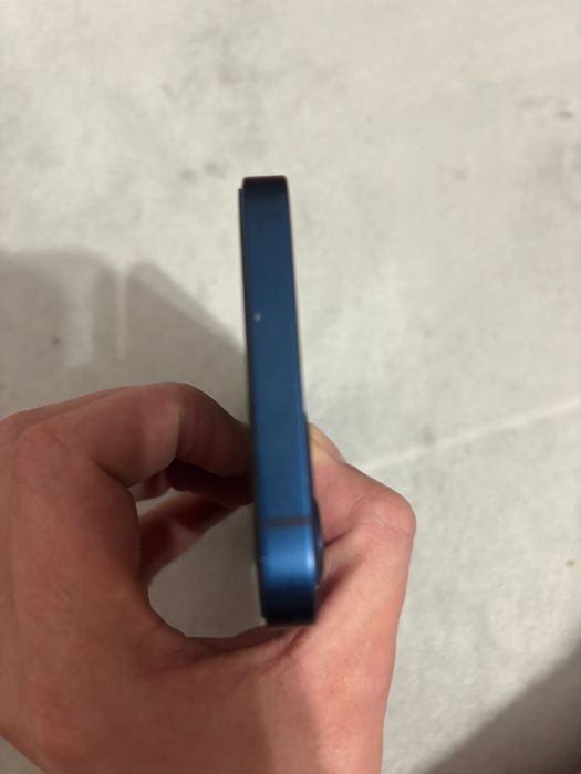 Iphone 12  64gb baterie 100%