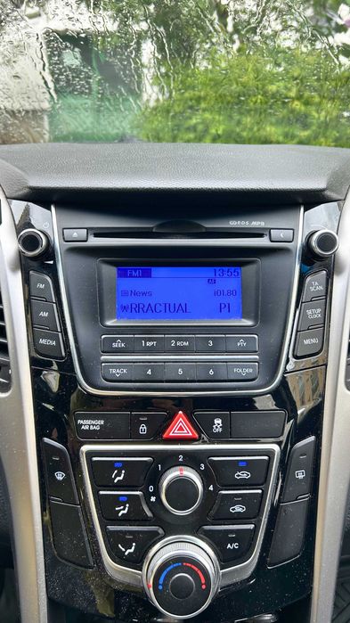 Vând Hyundai i30, unic proprietar (din 2016, 195k km)
