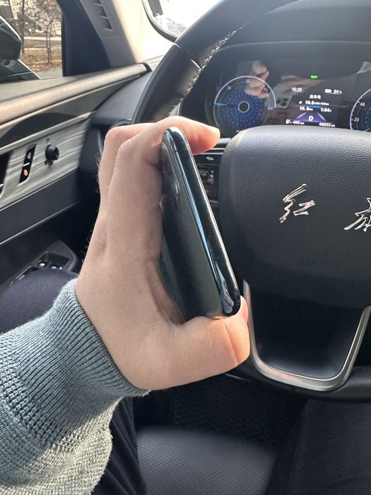 Iphone 11 pro max 256tali