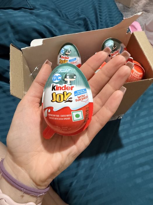 Kinder joy DC 24 штуки оригинал