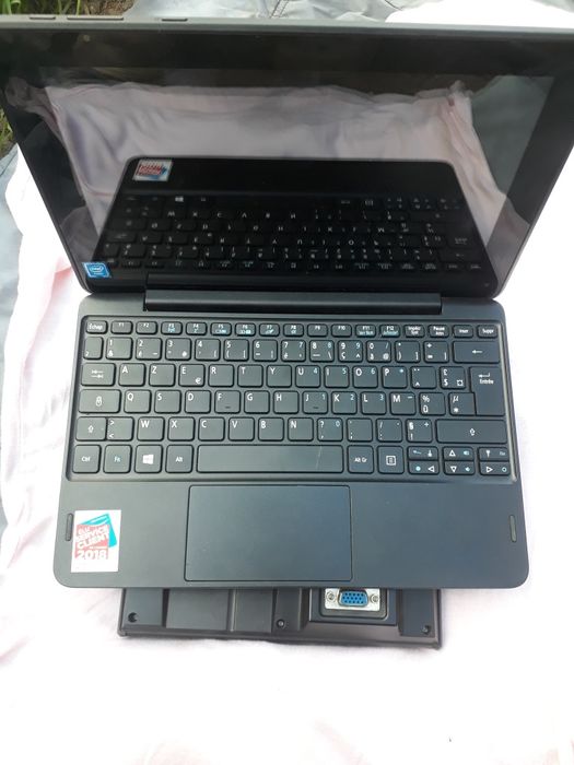 Notebook acer d16h1