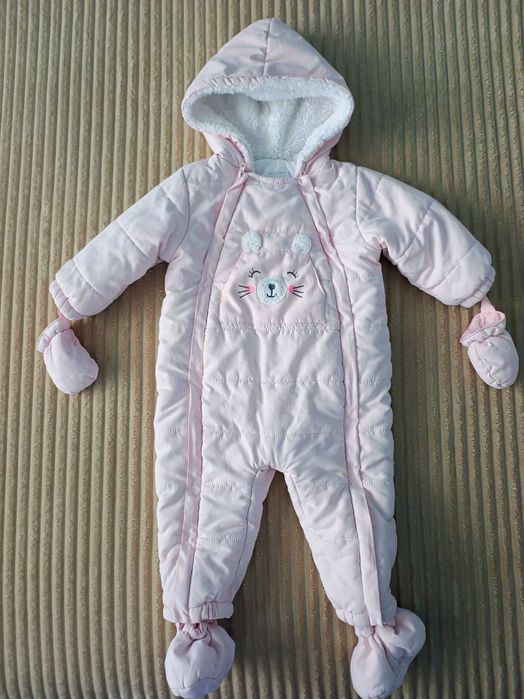 Яке/космонавт за момиче