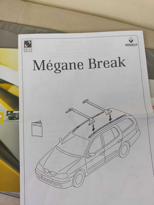 Инструкции за експлоатация на Renault Megan на италиански език