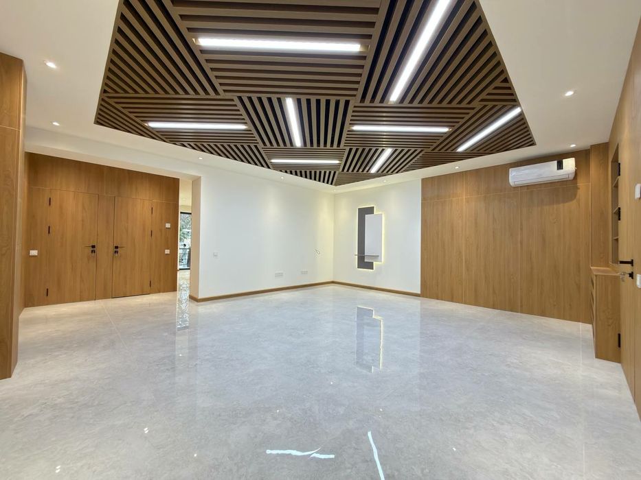 Срочно нежилое помещение 90 м² Ц-2 Алайский рынок высокий трафик