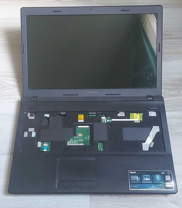 Vand sau dezmembrez laptop Asus X54C 15,6"