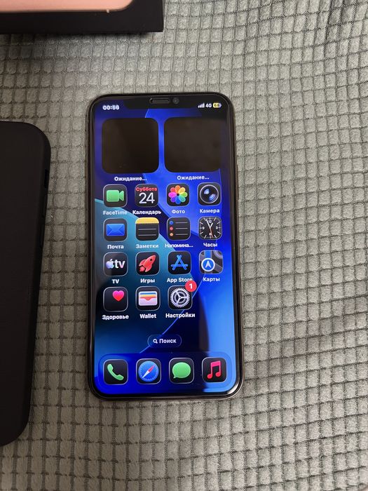 Продам Iphone 11 Pro Gold R/MA