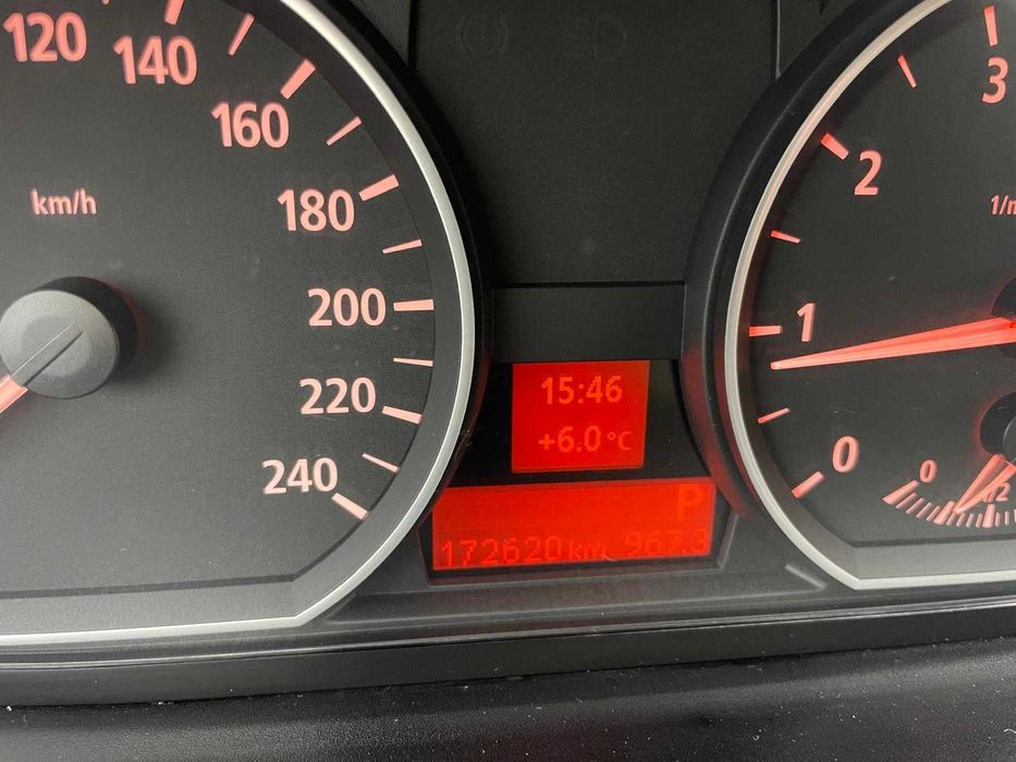 Super ocazie, de vanzare: BMW 118i / 2.0 benzină / Automata / 129 CP