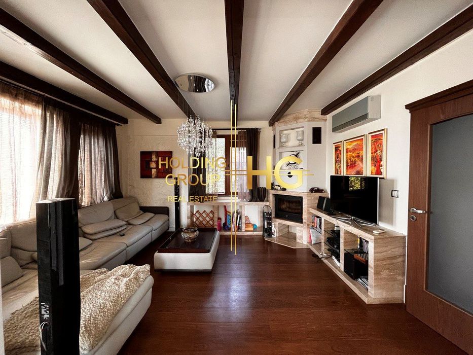 Къща в Варна, област-с.Аврен площ 196 цена 300000