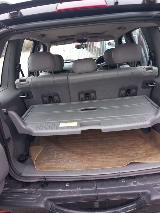 Разпределител за багажник Jeep Cherokee Liberty