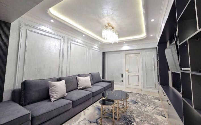 Ремонт квартир Поклейка обоев