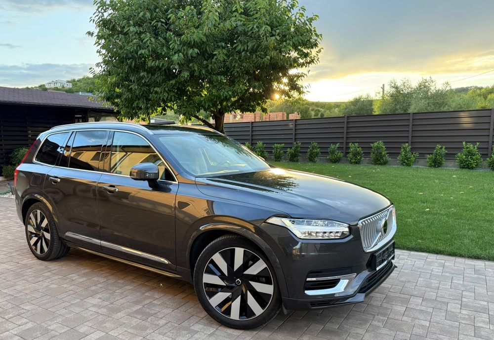 Volvo XC90 B6 AT8 AWD Plus Bright 7 Locuri