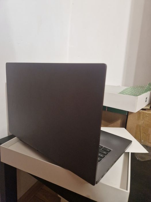 Laptop MI Pro 15’6 8GB Ram SSD