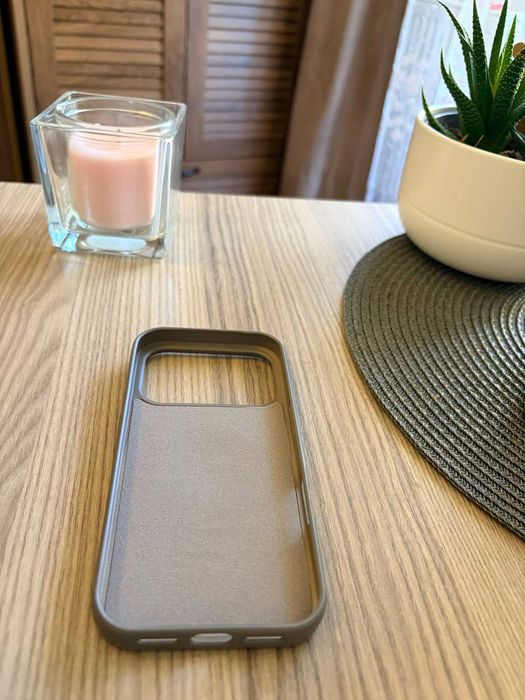 Husă iPhone 17 Pro / 18 Pro, 17 Pro Max / 18 Pro Max,de culoare