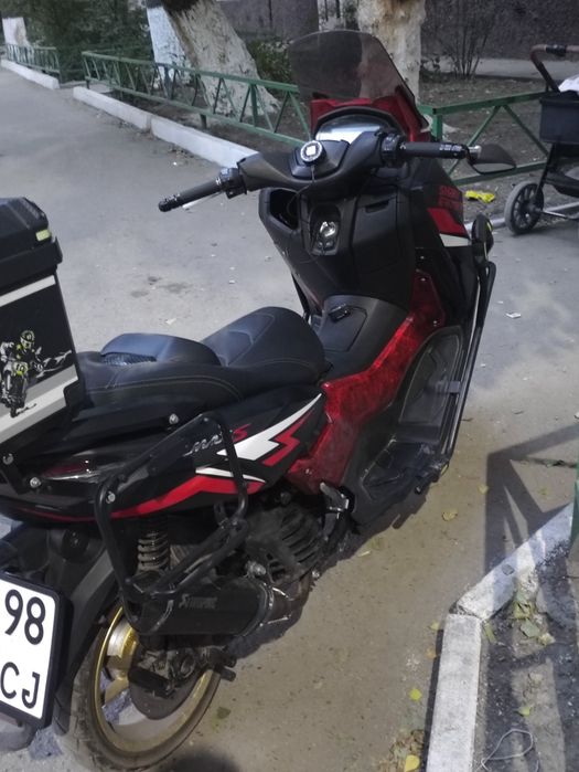 Продам. Z MAX макси скутер