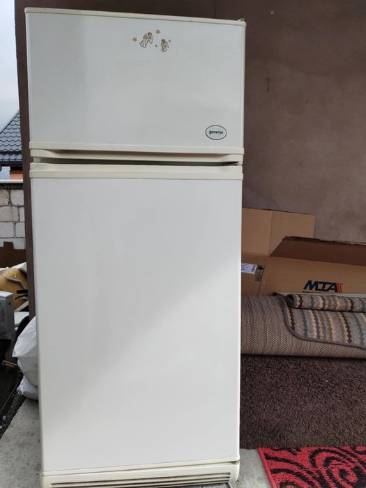 Vand frigider goranje