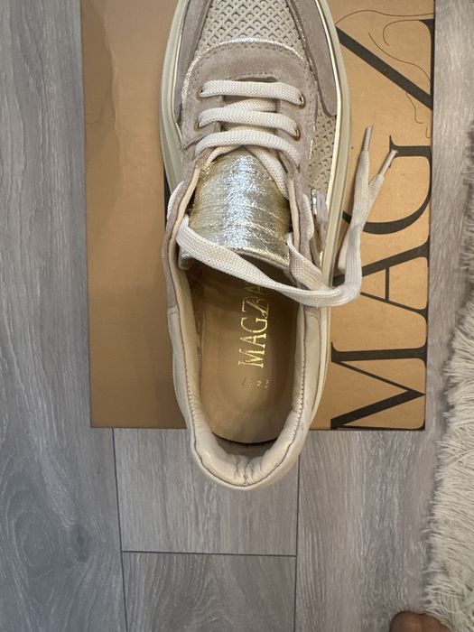 Кроссовки женские турецкого производителя