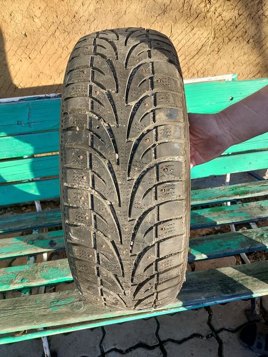 Продам шины R17 225/65