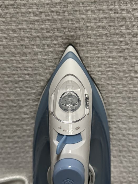 Philips ютия DST1030/20/BC