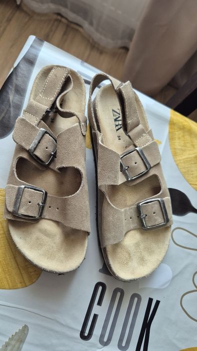 Сандали от естествена кожа на Zara,34 номер