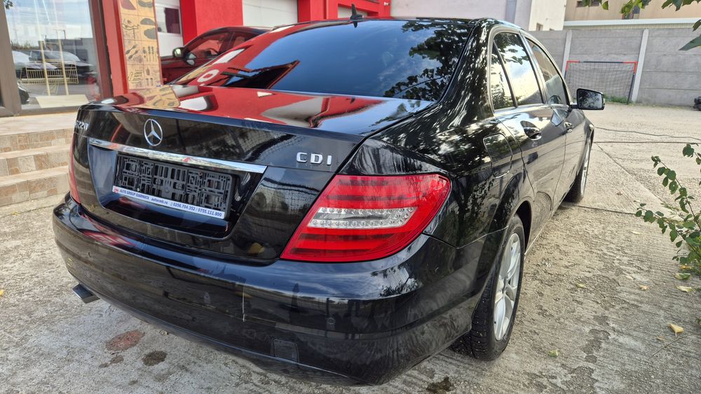 Dezmembrez Mercedes C220 2.2 CDI EURO 5 OM651 W204 MOPF Facelift