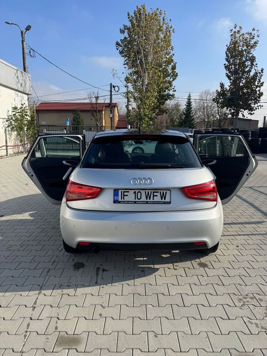 Audi A1 Sportback Audi A1 1.6 TDI (2012)