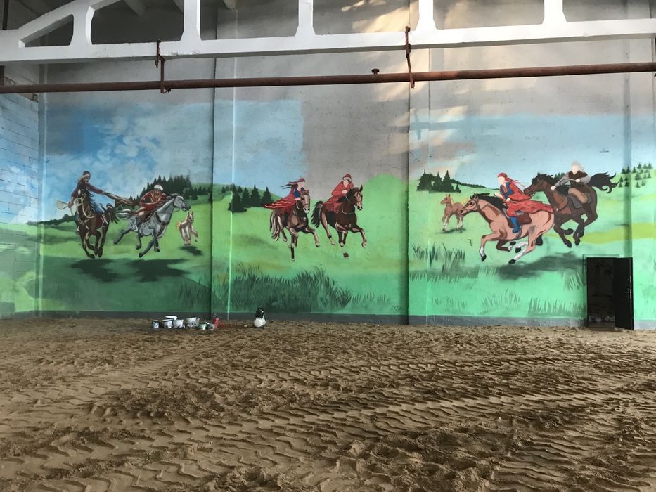 Роспись стен, художник