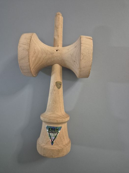 Ken Lambo jucat-  semnat de Vilau