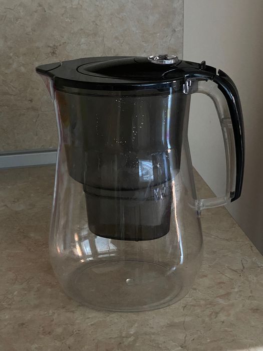 Черна кана Aquaphor 4,2L