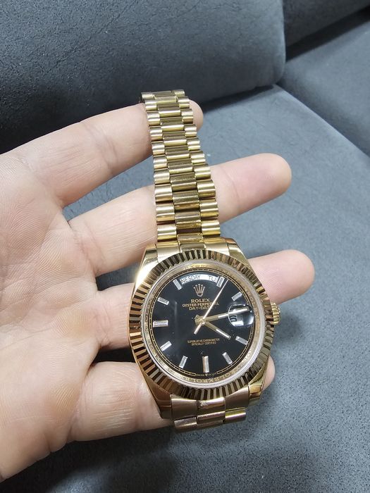 Часовник Rolex Day-Date