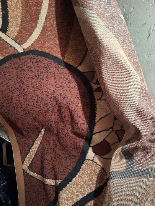 Килим - кафяв с бежово