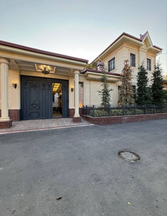 Продаётся дом с очень  качественный ремонтом в Яккасарае