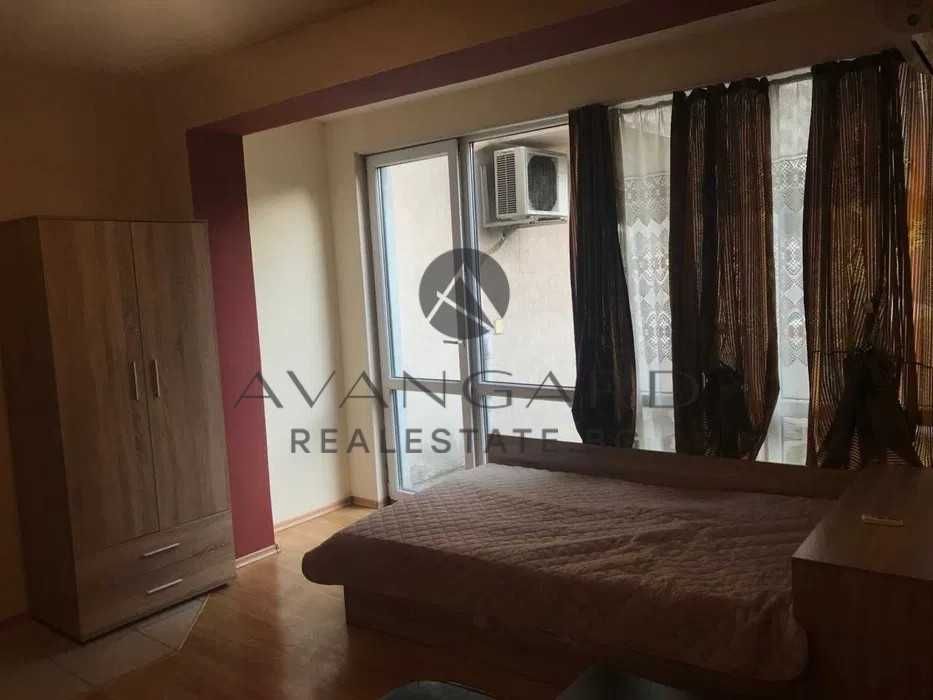 Продава се Едностаен апартамент в Пловдив, Кючук Париж - 76 кв.м за 927 €/кв.м - Снимка #6