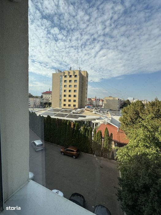 Apartament 2 Camere De Vânzare – Zona Hotel Roman
