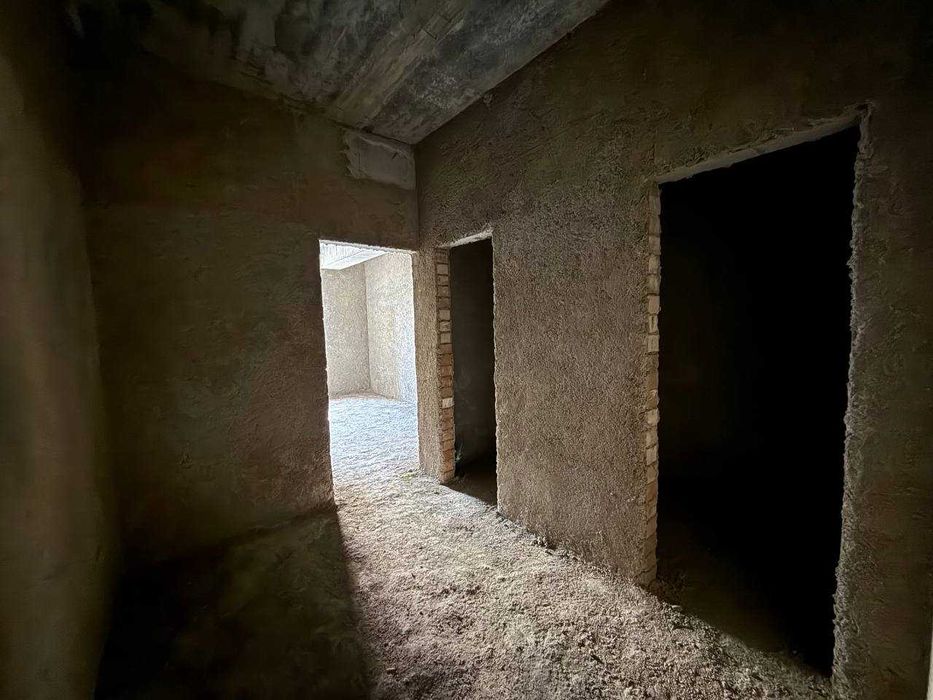 3х комнатная квартира 74кв/м в состоянии коробки, Согдиана